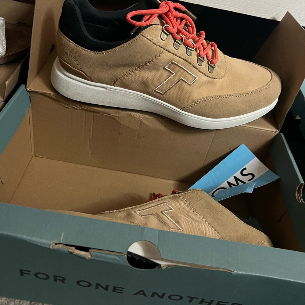 TOMS Men's Tan Sneakers with Red Laces